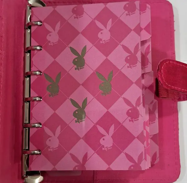 Filofax A6 da Playboy Rosa | Livraria - Papelaria - Informática